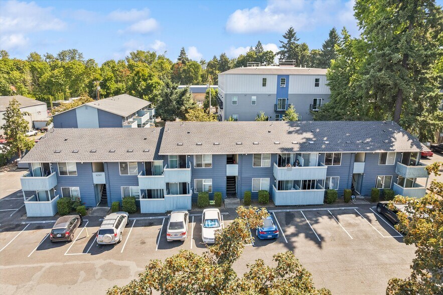6244-6260 N Columbia Way, Portland, OR à vendre - Photo de l’immeuble – Image 2 sur 12