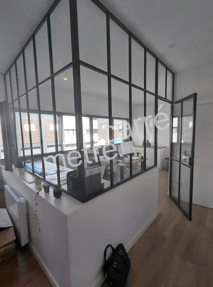 Local d’activités dans Orvault à louer - Photo de l’immeuble – Image 2 sur 6