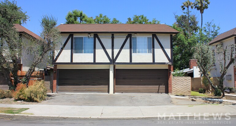 7342 Ventura Canyon Ave, Van Nuys, CA à vendre Photo principale– Image 1 sur 4
