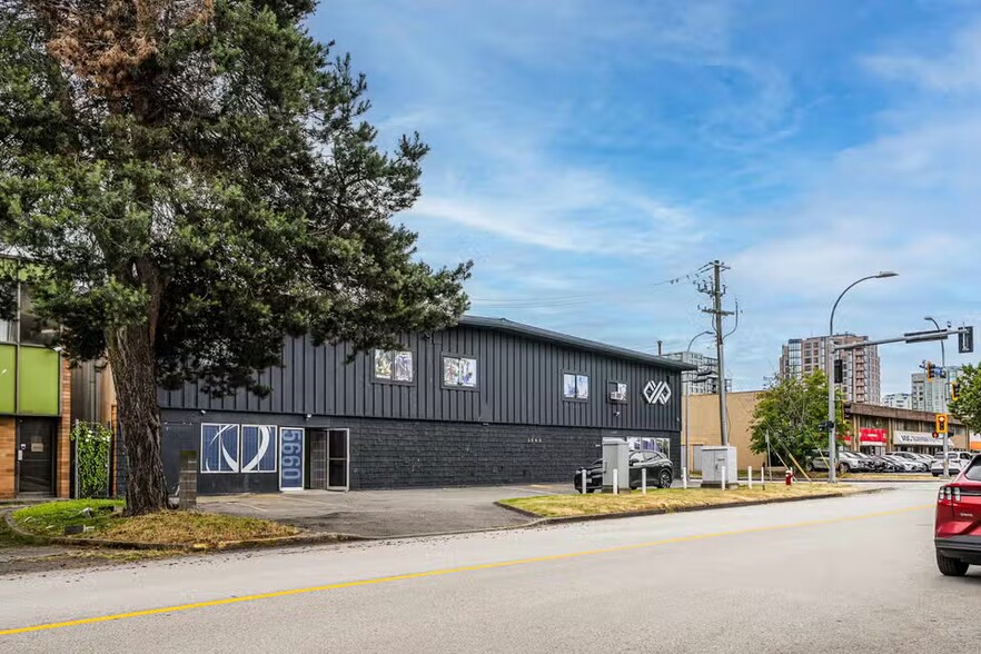 5660 Cedarbridge Way, Richmond, BC à vendre - Photo de l’immeuble – Image 2 sur 14