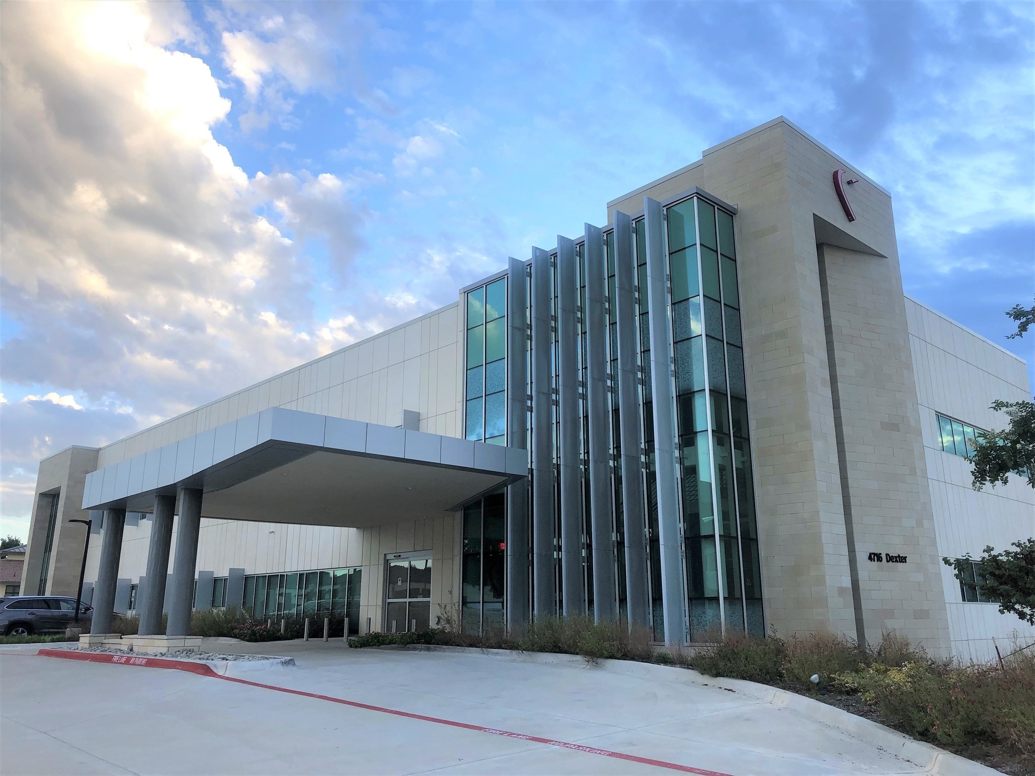4716 Dexter Dr, Plano, TX à louer Photo principale– Image 1 sur 21
