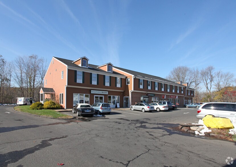 550 N Main St, Southington, CT à louer - Photo de l’immeuble – Image 1 sur 3