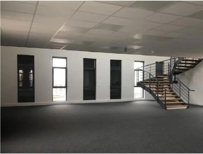 31-33 Rue Paul Duvivier, Lyon à louer - Photo de l’immeuble – Image 2 sur 21