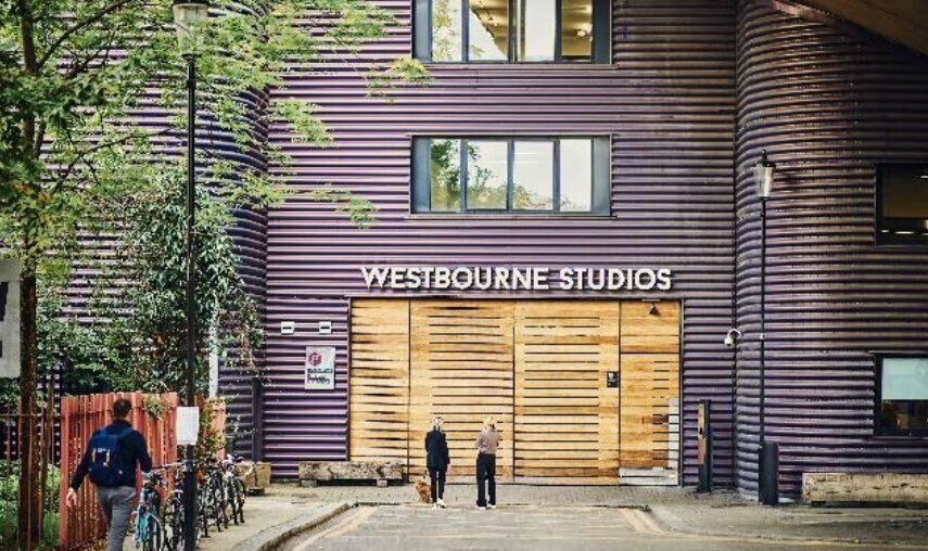 242 Acklam Rd, Londres à louer Photo de l’immeuble– Image 1 sur 4