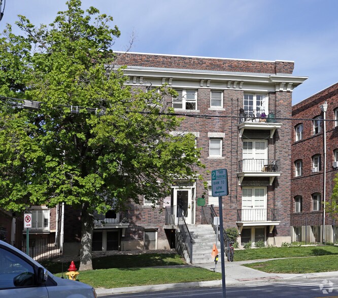 136 S 300 E, Salt Lake City, UT à vendre - Photo de l’immeuble – Image 3 sur 4