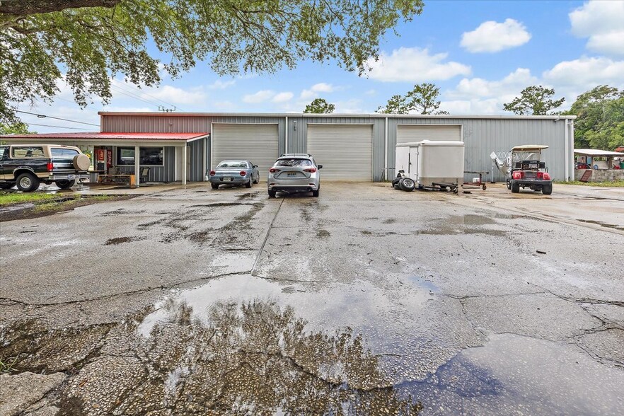 474379 E 200 Sr, Fernandina Beach, FL à vendre - Photo de l’immeuble – Image 3 sur 16