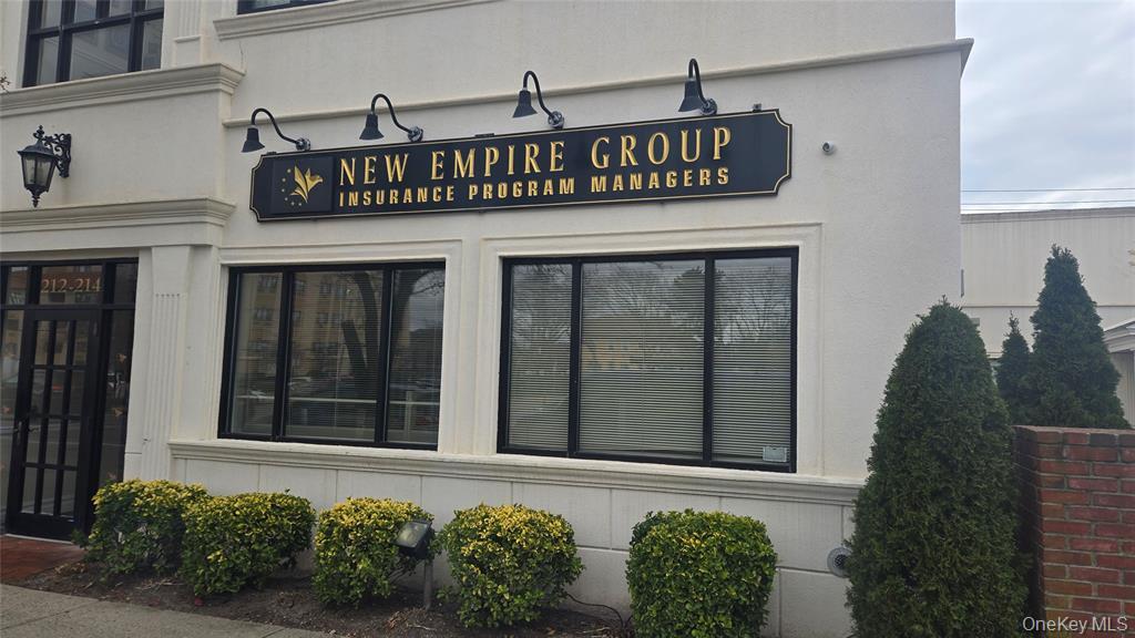 214 W Park Ave, Long Beach, NY à louer Photo intérieure– Image 1 sur 9