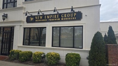 214 W Park Ave, Long Beach, NY à louer Photo intérieure– Image 1 sur 9