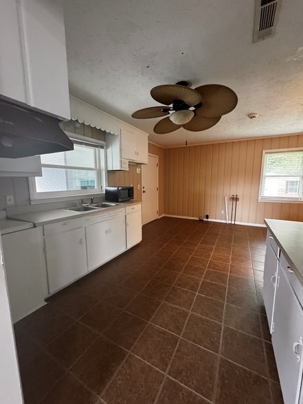 3095 Hartford Hwy, Dothan, AL à vendre - Photo intérieure – Image 2 sur 8