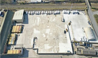 Plus de détails pour Valley Rd, Bradford - Industriel/Logistique à louer