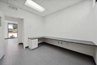 1213 N Interstate 35, Austin, TX à louer Photo intérieure– Image 1 sur 4