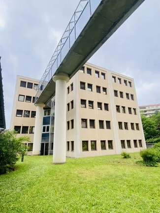 Plus de détails pour 31 Place Jules Grandclément, Villeurbanne - Bureau à louer