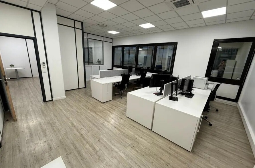 107-113 Rue Victor Hugo, Levallois-Perret à vendre - Photo intérieure – Image 2 sur 8