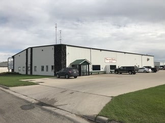 Plus de détails pour 2323 16th Ave S, Moorhead, MN - Industriel/Logistique à vendre