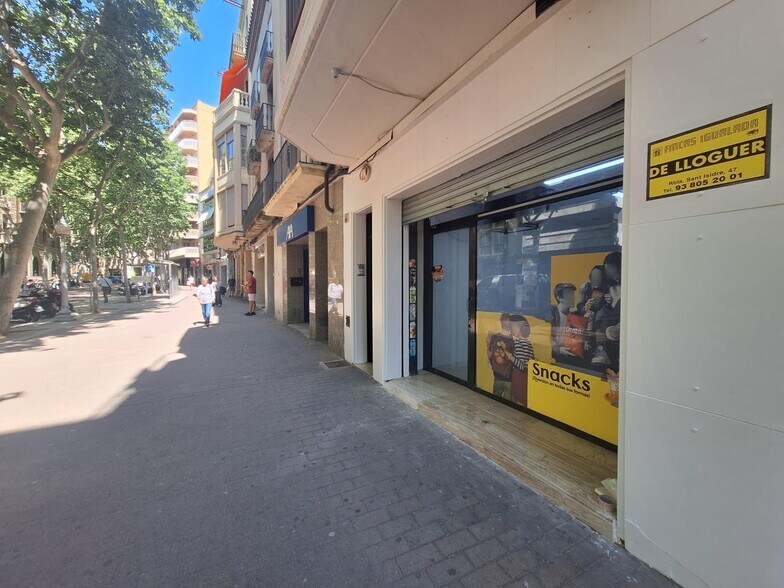 Local commercial dans Igualada, Barcelona à louer - Photo de l’immeuble – Image 2 sur 3