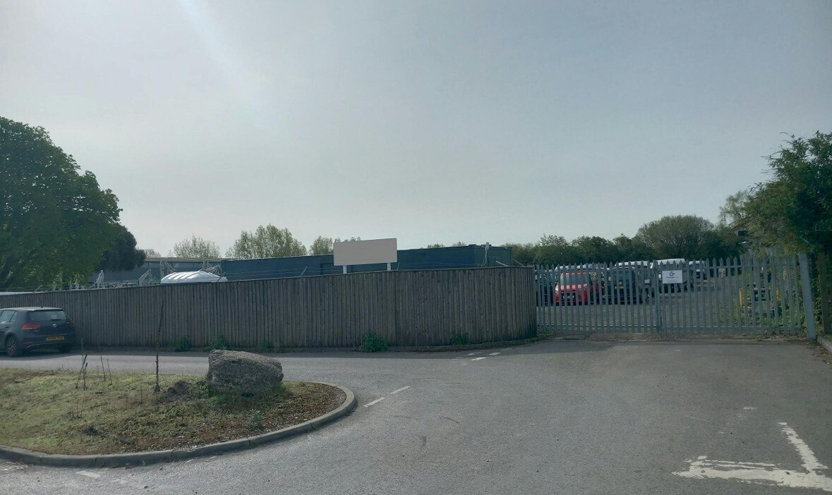 Colthrop Ln, Thatcham à louer Photo principale– Image 1 sur 2