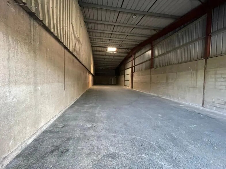 Industriel/Logistique dans Le Muy à louer - Photo intérieure – Image 2 sur 5