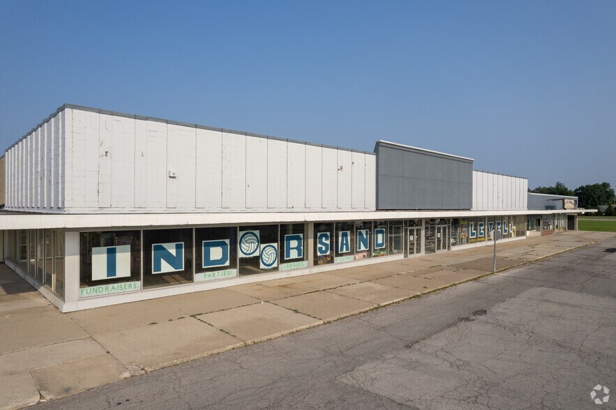 2500-2584 Woodville Rd, Northwood, OH à louer - Photo principale – Image 2 sur 4
