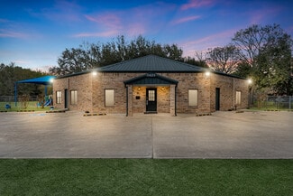 Plus de détails pour 3421 E Walnut St, Pearland, TX - Local commercial à vendre
