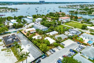 Plus de détails pour 2637 West Way, Riviera Beach, FL - Logement à vendre