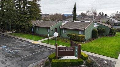 3230 Beard Rd, Napa, CA à louer Photo de l’immeuble– Image 1 sur 5