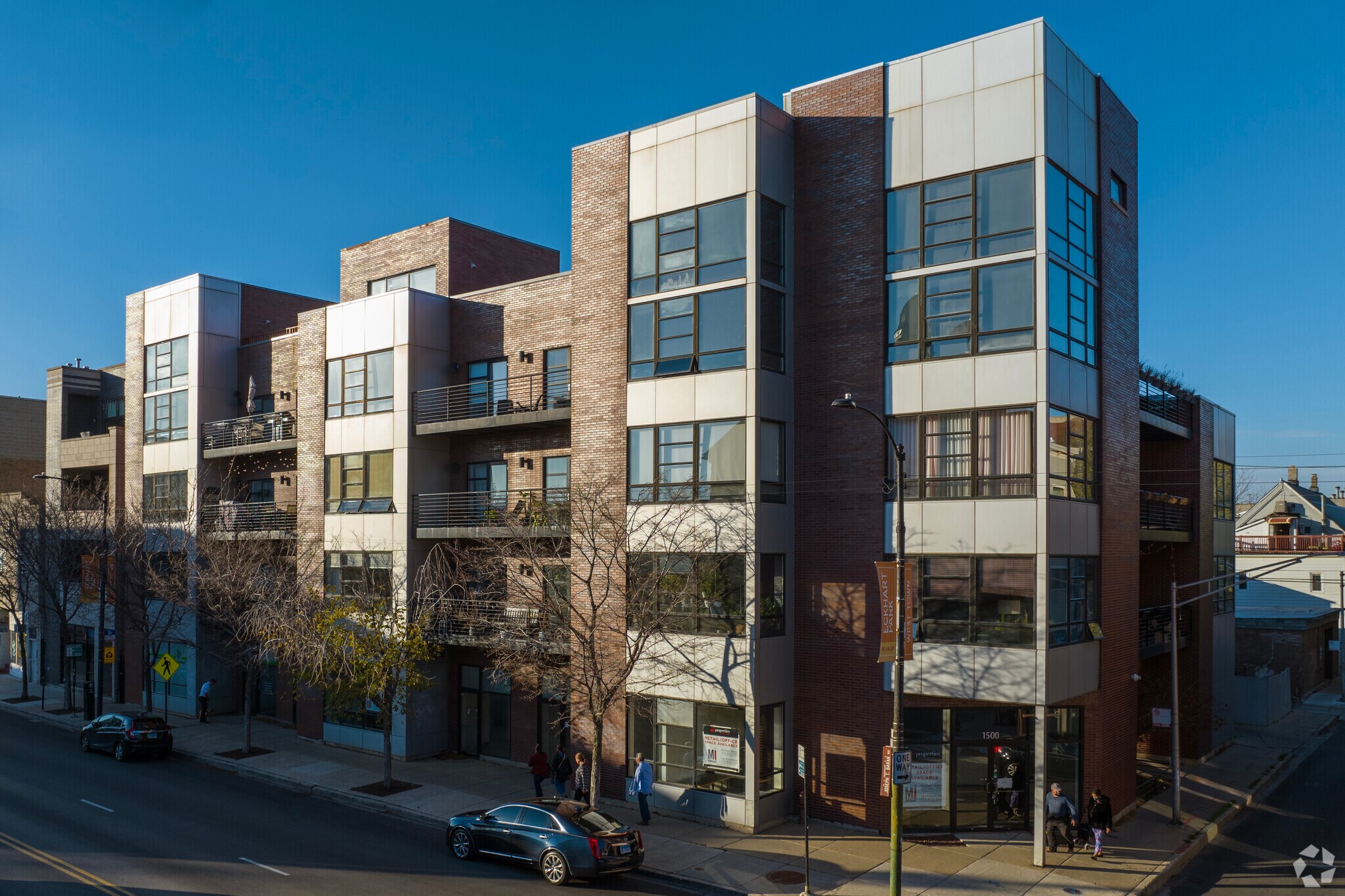 1502 W Chicago Ave, Chicago, IL à louer Photo principale– Image 1 sur 9