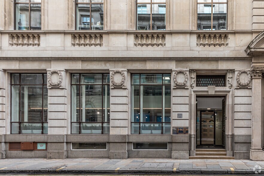 32 Threadneedle St, Londres à vendre - Photo de l’immeuble – Image 3 sur 13
