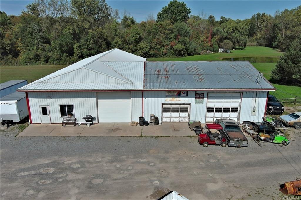 10769 Ridge Rd, Medina, NY à vendre Photo principale– Image 1 sur 34
