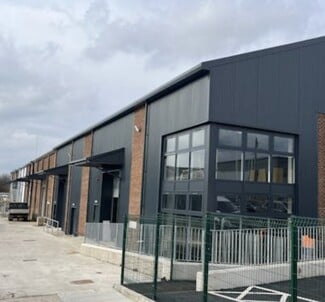 Plus de détails pour 76 Lincoln Rd, High Wycombe - Industriel/Logistique à louer