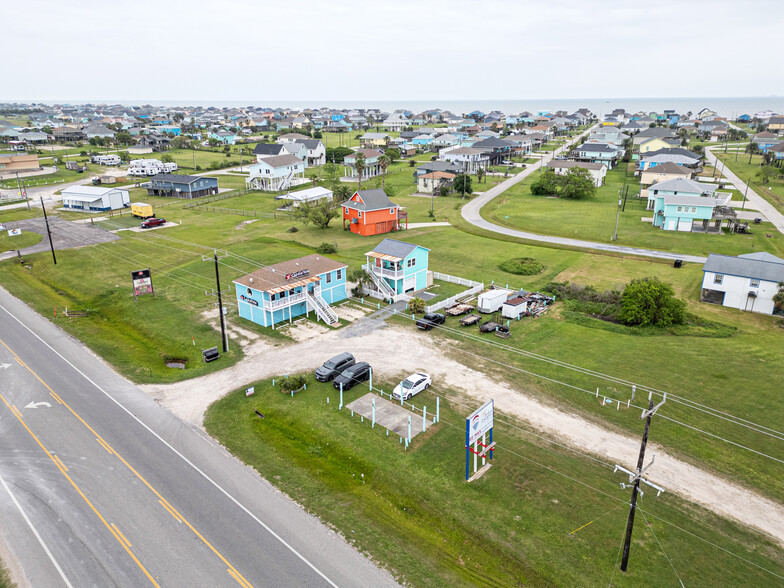 2080 Highway 87 Hwy, Crystal Beach, TX à vendre - Aérien – Image 3 sur 30