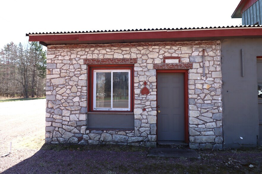22211 US Highway 63, Grand View, WI à vendre - Photo principale – Image 1 sur 18