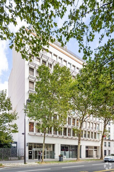 37 Avenue Ledru-Rollin, Paris à louer - Photo de l’immeuble – Image 2 sur 2