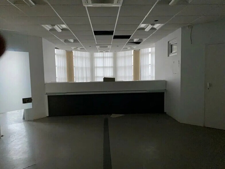 Local commercial dans Châlons-en-Champagne à vendre - Photo de l’immeuble – Image 1 sur 7