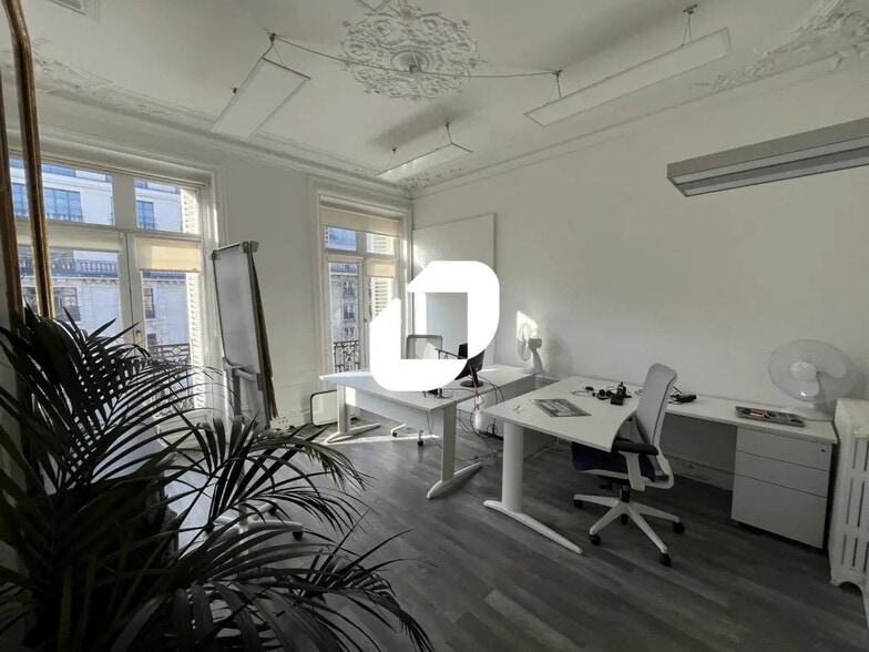 Bureau dans Paris à louer - Photo de l’immeuble – Image 2 sur 11