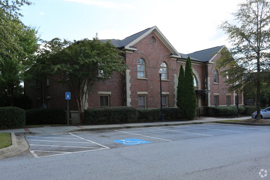 5400 Laurel Springs Pky, Suwanee, GA à louer - Photo de l’immeuble – Image 2 sur 53