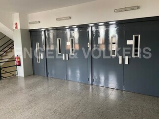 Plus de détails pour Industriel/Logistique à louer