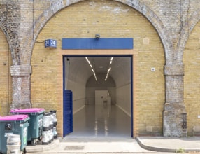 Enid St, Londres à louer Photo de l’immeuble– Image 1 sur 4