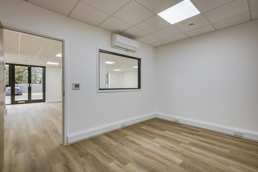 16-17 Broomfield Rd, Colchester à louer - Photo de l’immeuble – Image 3 sur 37