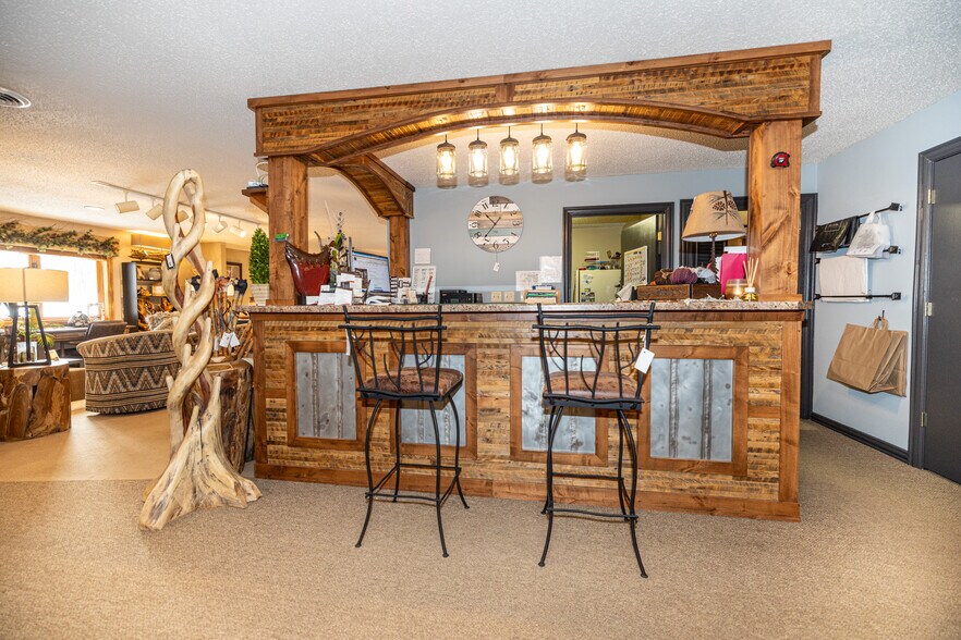 7967 US Highway 51, Minocqua, WI à vendre - Photo intérieure – Image 2 sur 38