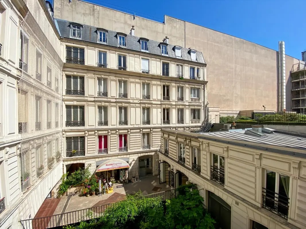 Bureau dans Paris à louer Photo de l’immeuble– Image 1 sur 9
