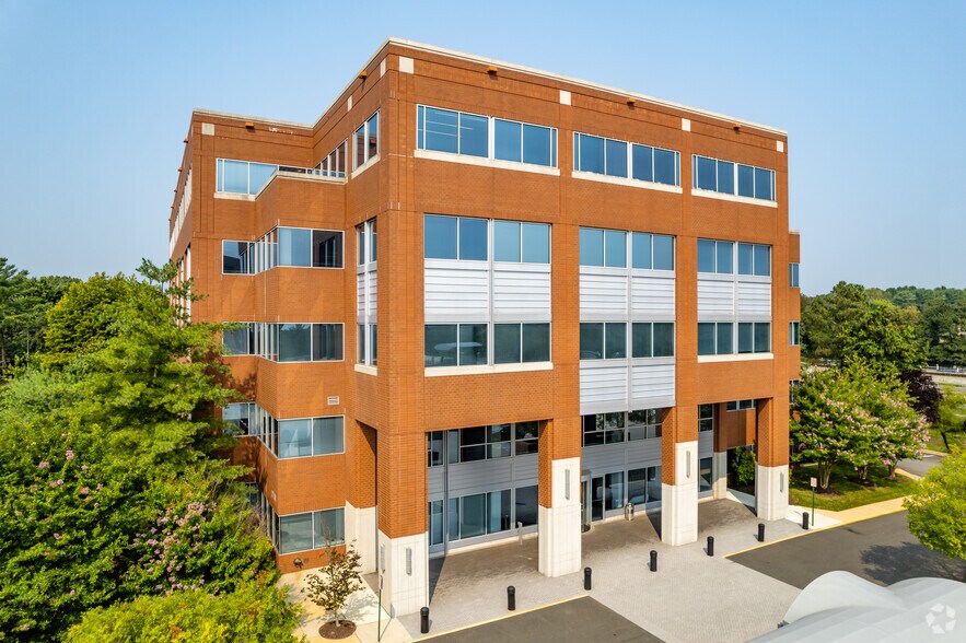 10780-10790 Parkridge Blvd, Reston, VA à louer - Photo de l’immeuble – Image 2 sur 5