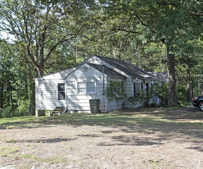 2351 Benson Poole Rd, Smyrna, GA à louer - Photo de l’immeuble – Image 2 sur 2