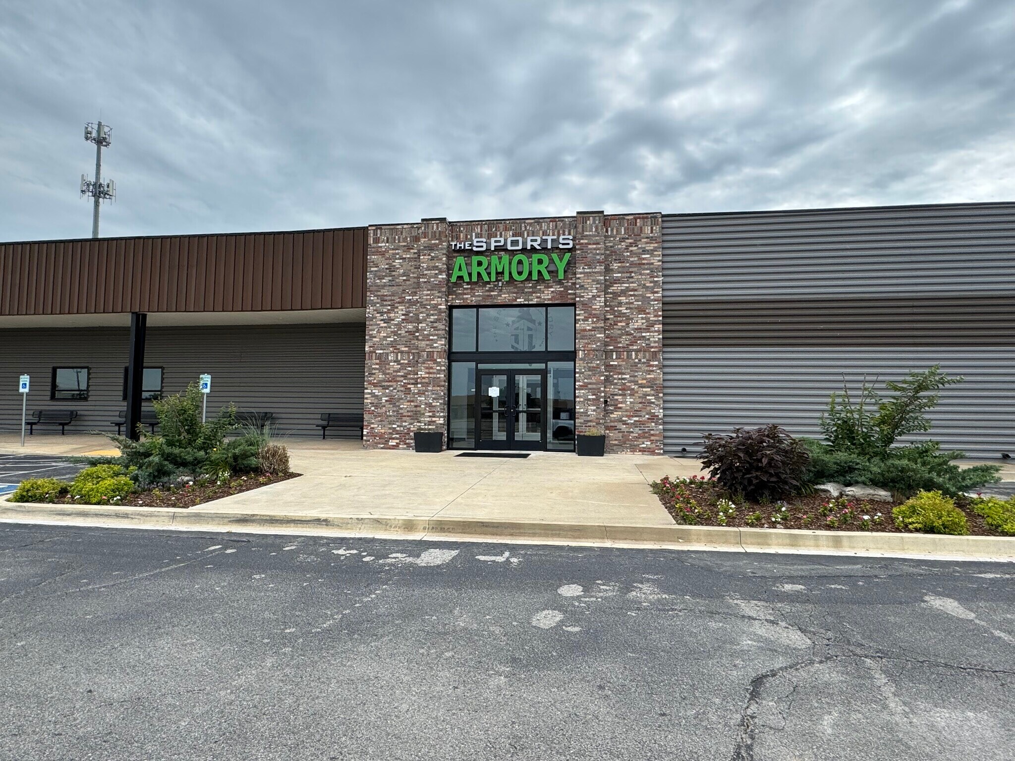 714-738 W Main St, Jenks, OK à louer Photo de l’immeuble– Image 1 sur 7