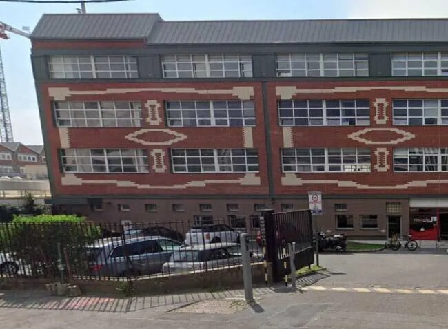 Plus de détails pour 37-41 Rue Du Moulin Des Bruyères, Courbevoie - Bureau à vendre