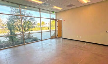 42006 Remington Ave, Temecula, CA à louer Photo intérieure– Image 2 sur 5