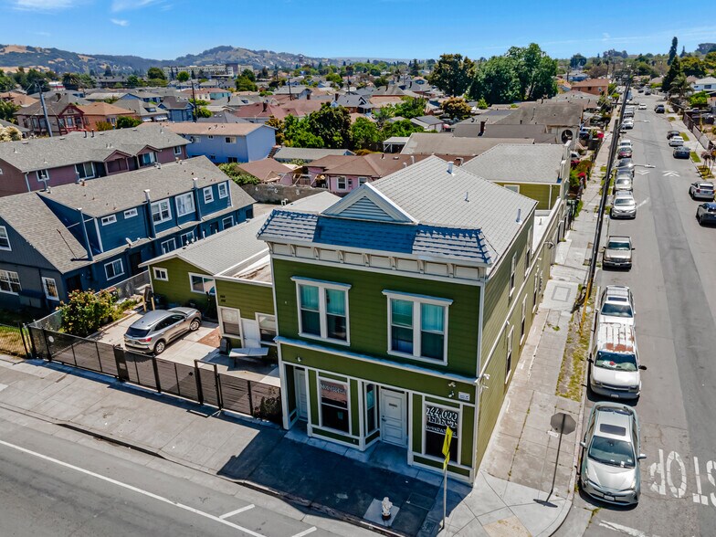 1152 98th Ave, Oakland, CA à vendre - Photo de l’immeuble – Image 1 sur 6