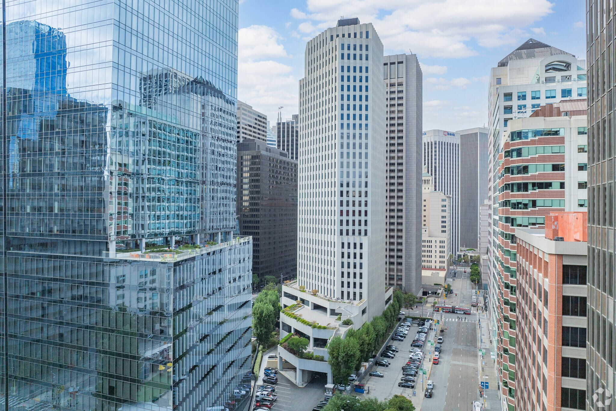 201 Mission St, San Francisco, CA à louer Photo principale– Image 1 sur 17