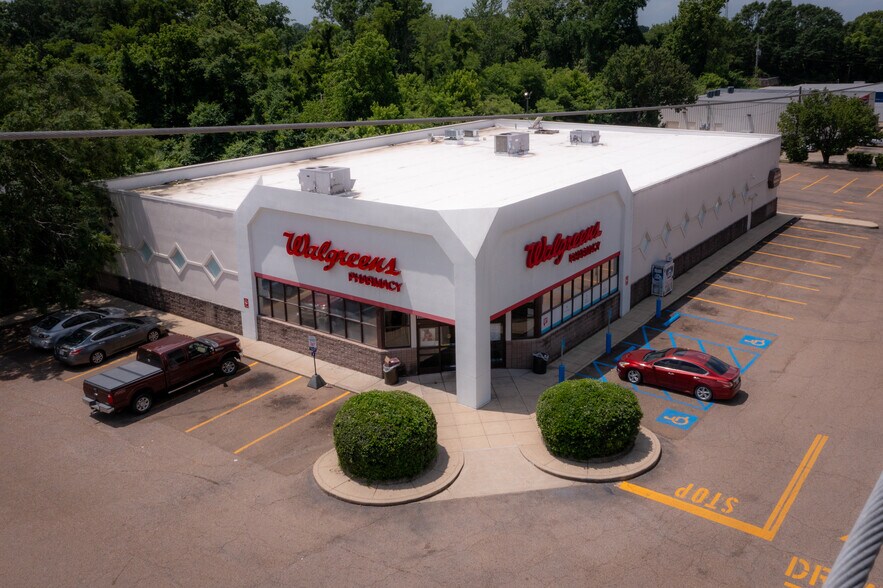 2310 Clay St, Vicksburg, MS à vendre - Photo de l’immeuble – Image 2 sur 7