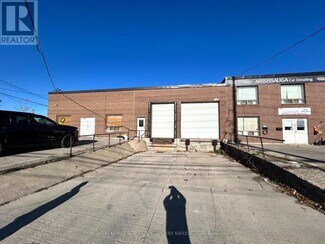 Plus de détails pour 3455 Wolfedale Rd, Mississauga, ON - Industriel/Logistique à louer