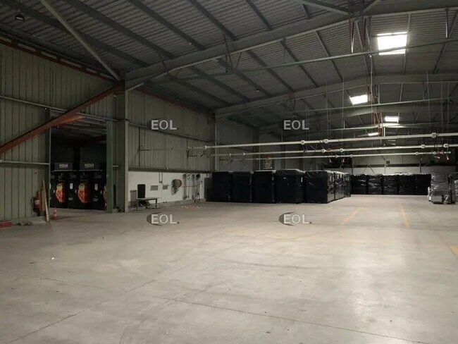 Plus de détails pour Industriel/Logistique à louer